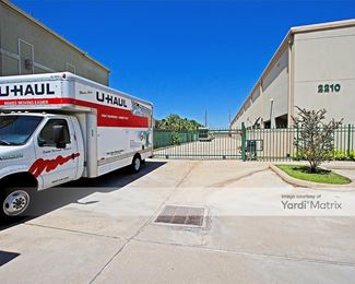 Photo 3 of CubeSmart Self Storage - 2210 Eldridge Pkwy, Houston, TX