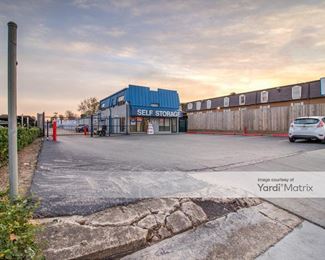Photo 2 of Your Storage Place - 9333 Westheimer Road, Houston, TX