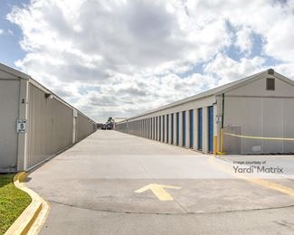 Photo 4 of My Storage - 1923 North Sam Houston Pkwy West, Houston, TX