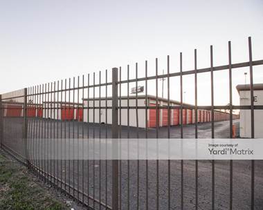 Storage Units for Rent available at 14050 Northwest Fwy, Houston, TX 77040