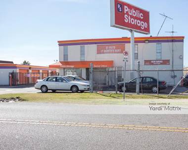 Storage Units for Rent available at 9710 Plainfield Road, Houston, TX 77036