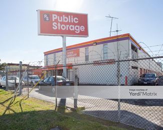 Photo 5 of Public Storage - 9710 Plainfield Road, Houston, TX