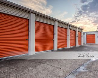 Photo 4 of Public Storage - 6456 Highway 6 North, Houston, TX