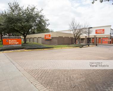 Storage Units for Rent available at 2900 Woodland Park Drive, Houston, TX 77082