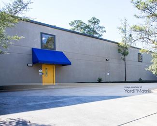 Photo 4 of Extra Space Storage - 4455 Panther Creek Pine, The Woodlands, TX