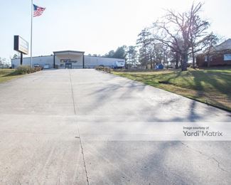 Photo 4 of Extra Space Storage - 15261 Highway 105 West, Montgomery, TX