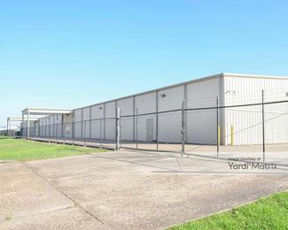 Photo 4 of Extra Space Storage - 3800 Highway 6 South, Houston, TX