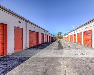 Photo 2 of Heights Mini Storage - 1600 Cordell Street, Houston, TX