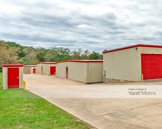 Photo 2 of 10 Federal Self Storage - 13425 Cedar Hill Drive, Montgomery, TX