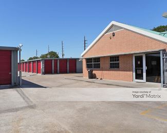 Photo 5 of iStorage - 4177 Highway 6 North, Houston, TX