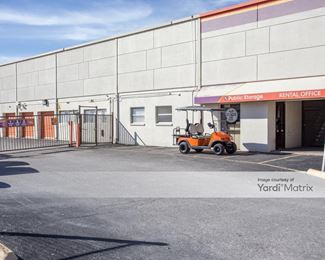 Photo 4 of Public Storage - 9223 Long Point, Houston, TX