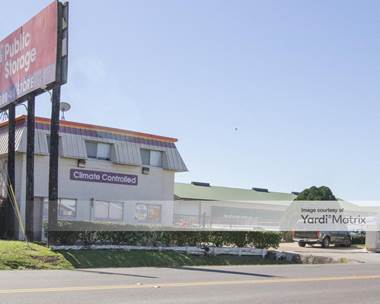 Storage Units for Rent available at 16303 Loch Katrine Lane, Houston, TX 77084