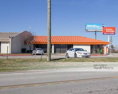 Storage Units for Rent available at 9811 North Fwy, Houston, TX 77037