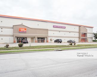Photo 4 of Public Storage - 10801 Katy Fwy, Houston, TX
