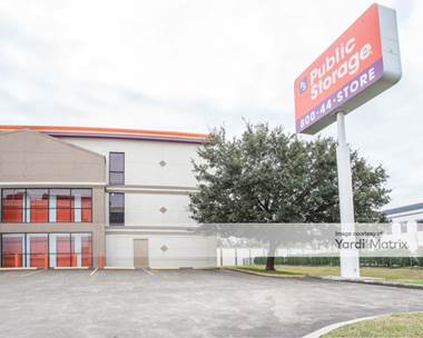 Storage Units for Rent available at 10801 Katy Fwy, Houston, TX 77079