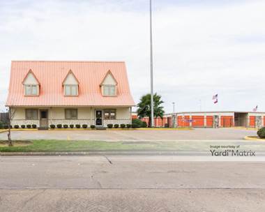 Storage Units for Rent available at 150 Dominion Drive, Katy, TX 77450