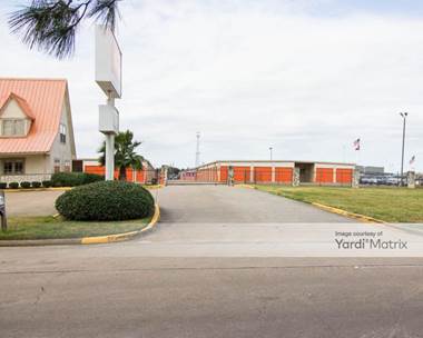 Storage Units for Rent available at 150 Dominion Drive, Katy, TX 77450