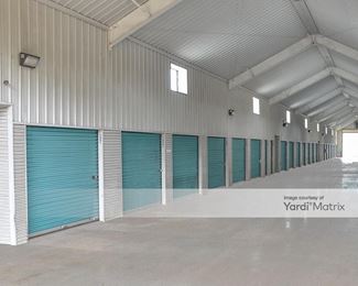 Photo 2 of Extra Space Storage - 11220 South Highway 6, Sugar Land, TX
