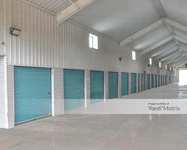 Storage Units for Rent available at 11220 South Highway 6, Sugar Land, TX 77498