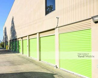 Photo 3 of Extra Space Storage - 5425 Katy Fwy, Houston, TX