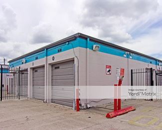 Photo 2 of Move It Self Storage - 1101 Tully Street, Houston, TX