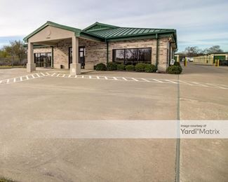 Photo 4 of Community Storage - 12620 West Bellfort Avenue, Houston, TX