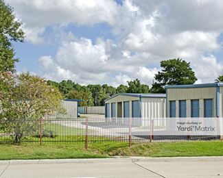 Photo 3 of W Houston  XL Storage - 17622 Huffmeister Road, Cypress, TX