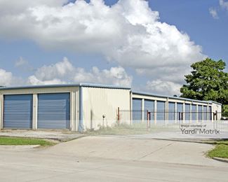 Photo 5 of W Houston  XL Storage - 17622 Huffmeister Road, Cypress, TX