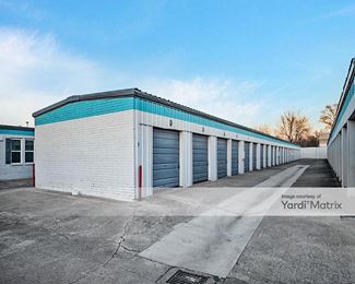 Photo 4 of Extra Space Storage - 12151 Ormandy Street, Houston, TX