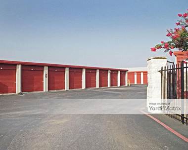 Storage Units for Rent available at 13700 Murphy Road, Stafford, TX 77477