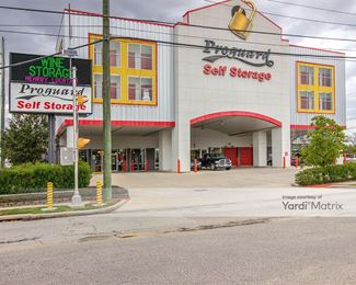 Photo 4 of iStorage - 3770 Center Street, Houston, TX