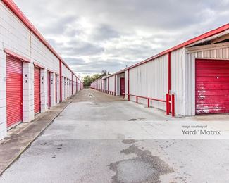 Photo 2 of All Purpose Store-Lock - 1955 Ojeman Road, Houston, TX