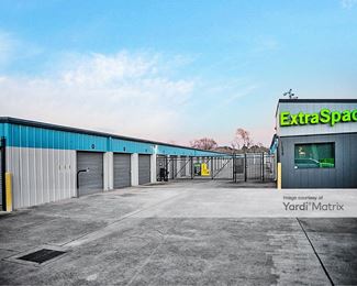 Photo 6 of Extra Space Storage - 11539 Canemont Street, Houston, TX