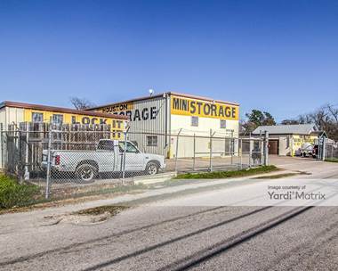 Storage Units for Rent available at 614 West Donovan Street, Houston, TX 77091