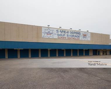 Storage Units for Rent available at 430 West Parker Road, Houston, TX 77091