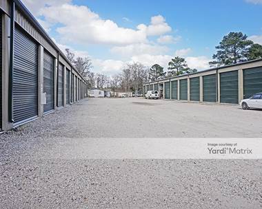 Storage Units for Rent available at 11847 Spears Road, Houston, TX 77067