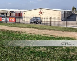 Photo 4 of Montgomery Self Storage - 19678 Highway 105 West, Montgomery, TX