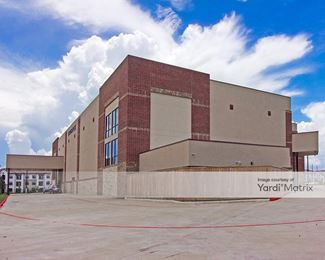 Photo 2 of Store Space Self Storage - 4815 LJ Pkwy, Sugar Land, TX