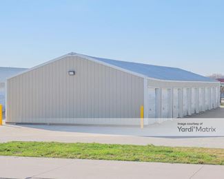 Photo 4 of Streamlined Storage - 1519 South Ankeny Blvd, Ankeny, IA