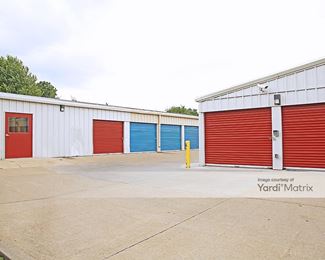 Photo 2 of StorageMart - 205 SW Irvinedale Drive, Ankeny, IA