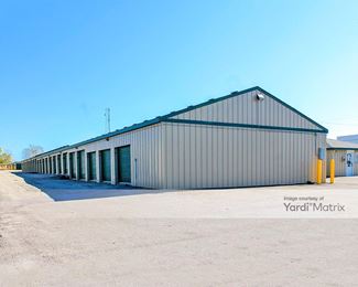 Photo 3 of 2233 Self Storage - 2233 South Stoughton Road, Madison, WI