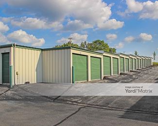 Photo 5 of FreeUp Storage - 3017 Dairy Drive, Madison, WI