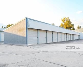Photo 2 of J-J Reedsburg Storage - 2275 East Main Street, Reedsburg, WI