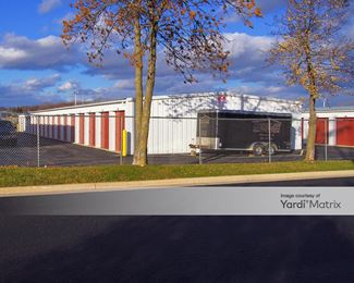 Photo 2 of Security Self Storage - 510 Rolfsmeyer Drive, Madison, WI
