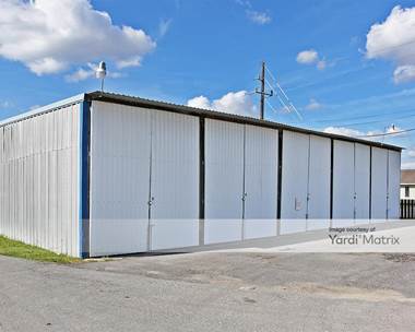 Storage Units for Rent available at 7603 Wright Road, Houston, TX 77041
