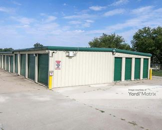Photo 2 of Storage Rentals of America - 2300 Greene Street, Adel, IA
