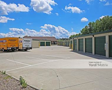 Storage Units for Rent available at 5295 Park Avenue, Des Moines, IA 50321