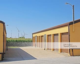 Photo 3 of Four Seasons Mini Storage - 3001 Willis Avenue, Perry, IA