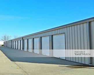 Photo 2 of Ankeny Mini Storage - 705 SE Dalbey Drive, Ankeny, IA