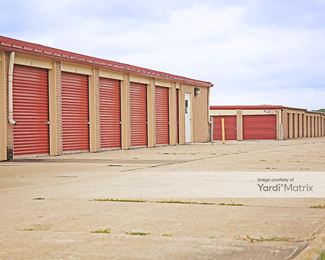Photo 5 of Dino-s Storage - 5327 SE 14th Street, Des Moines, IA